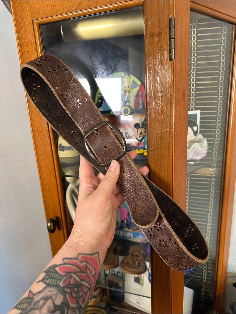 Women’s brown leather belt size large